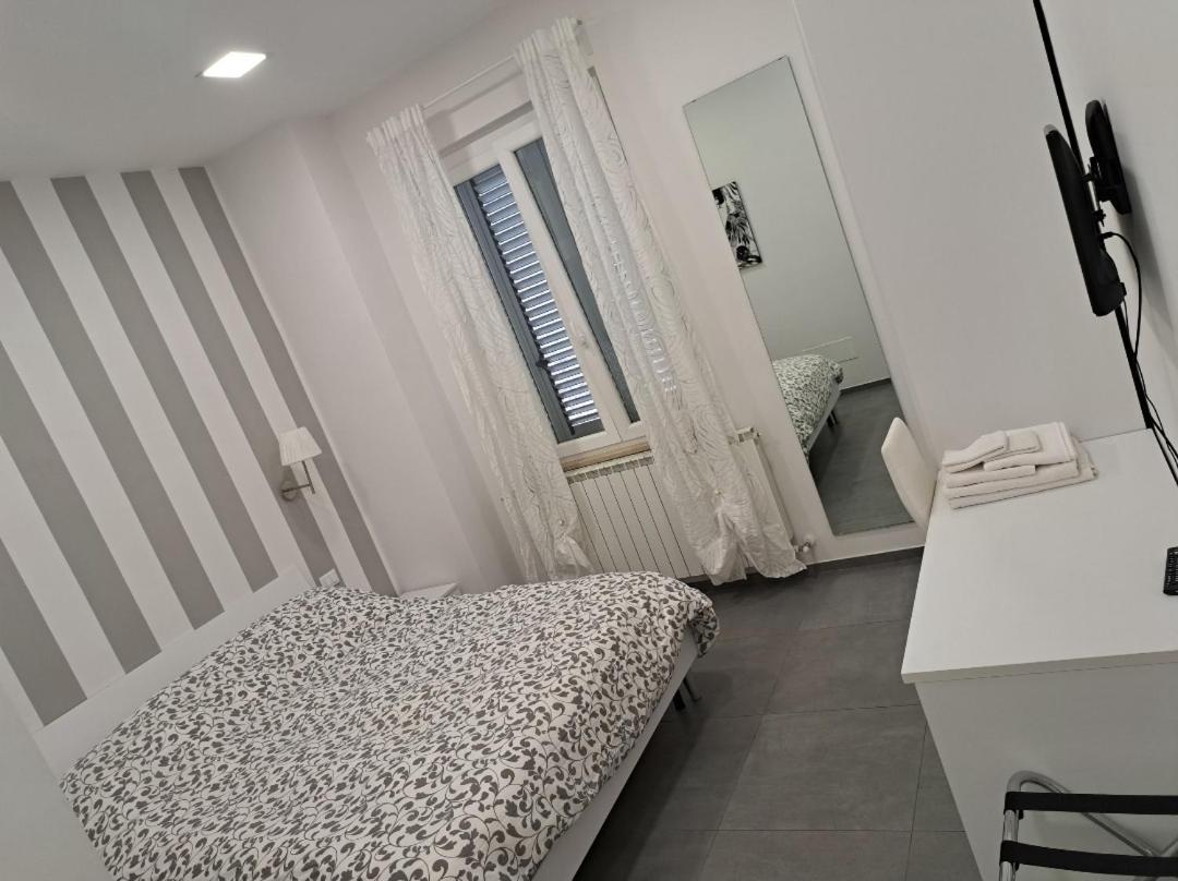 Massaro Apartments Via Firenze Pescara Abruzzo Bagian luar foto